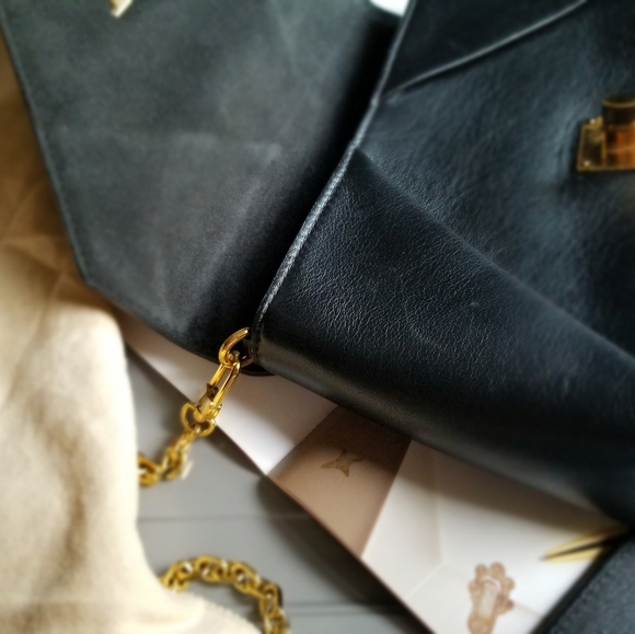 Louis Vuitton Love Note - Picture 9 of 16